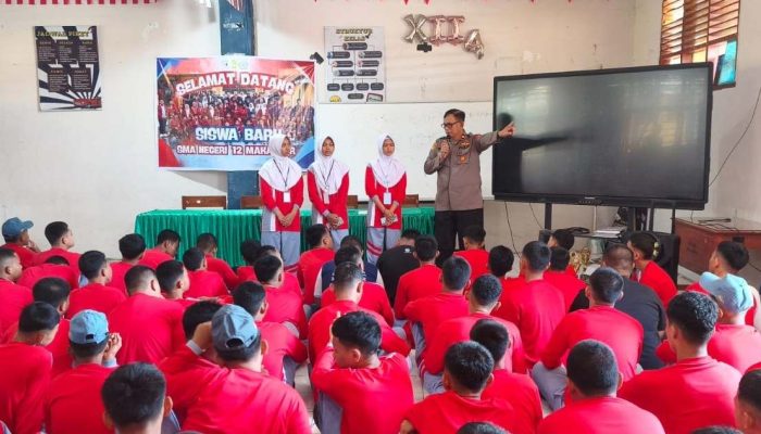 Kapolsek Manggala Bekali Siswa Baru SMAN 12 Makassar dengan Edukasi Anti-Bullying, Radikalisme, dan Terorisme