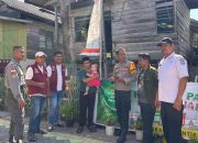 Dukung Program Kelurahan, Bhabinkamtibmas Untia Turut Pantau Penilaian Kebersihan