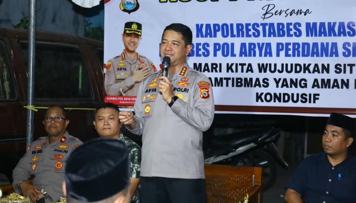 Ngopi Kamtibmas Kapolrestabes Makassar Ajak Warga Bersama Cegah Geng Motor